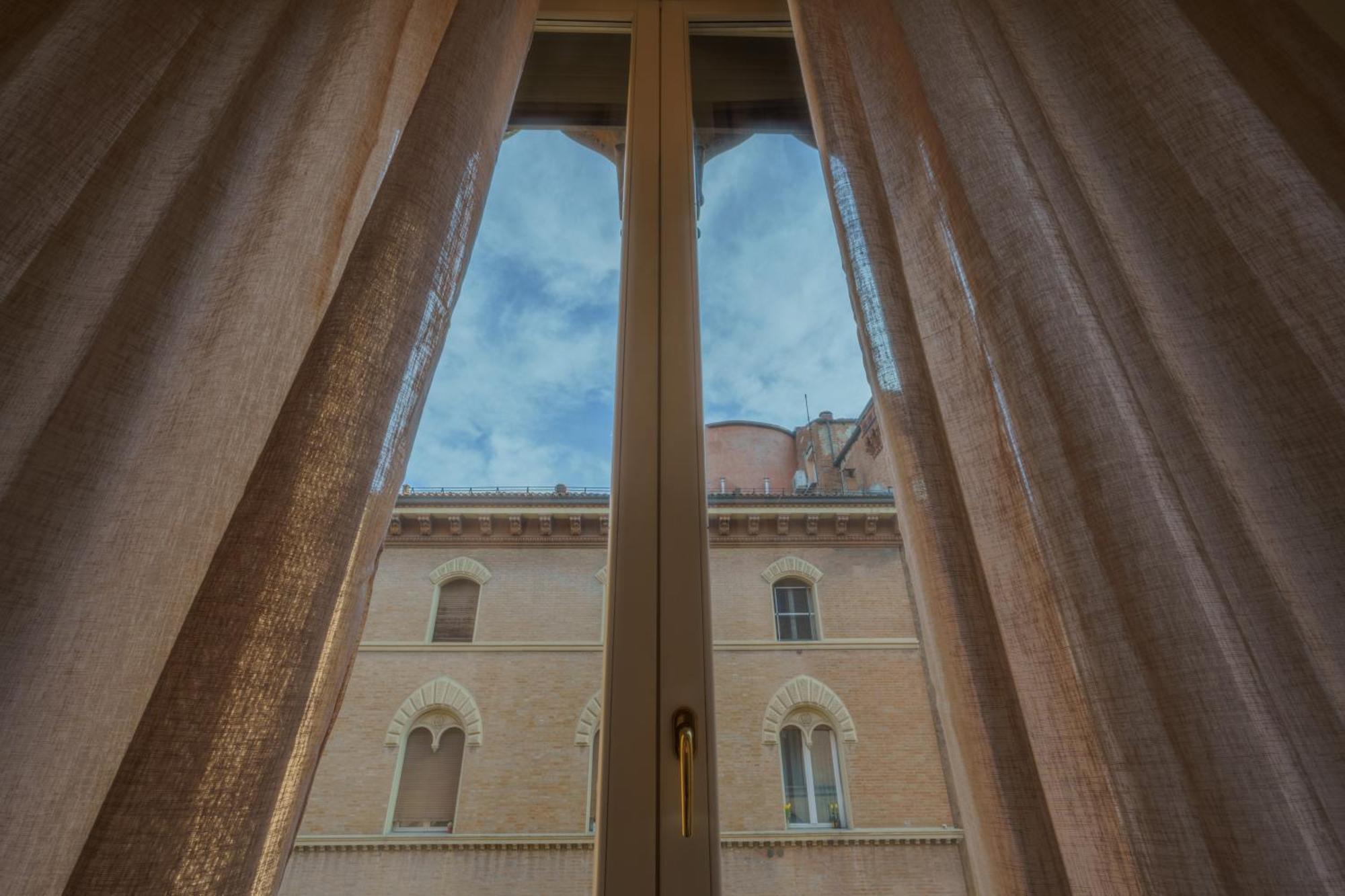 Suite In The Center Of Bolonia Exterior foto